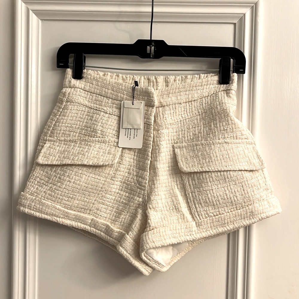 Line & Dot Cream High Waist Women Shorts